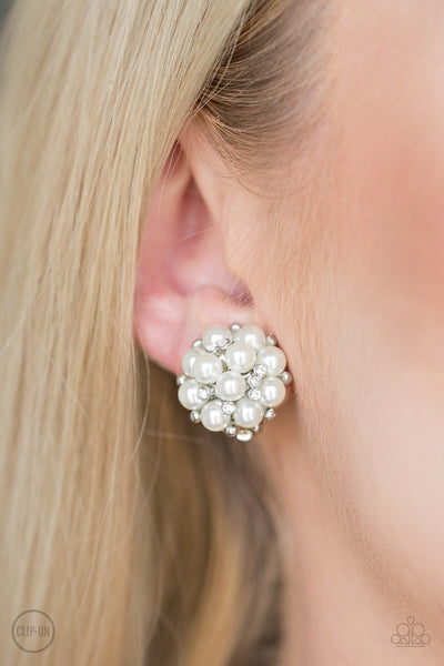 Par Pearl - White Clip-On earrings