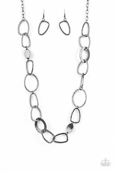 Metro Nouveau - Black gunmetal necklace