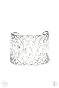 Dizzyingly Diva - Silver bracelet