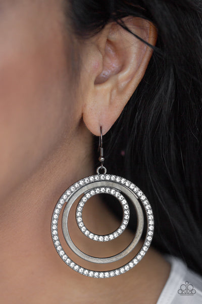 Rippling Refinement - Black earrings