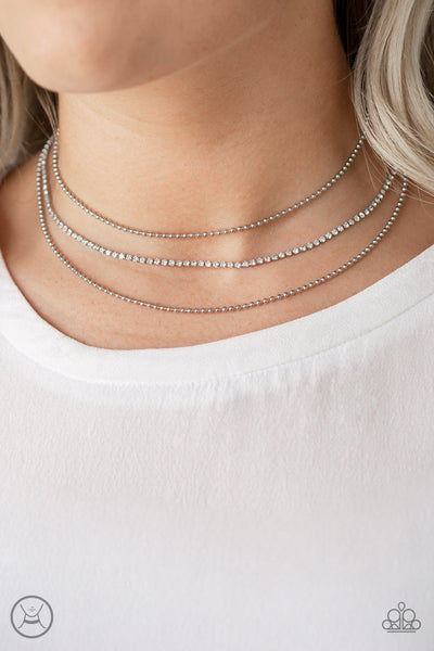 Retro Minimalism - White necklace