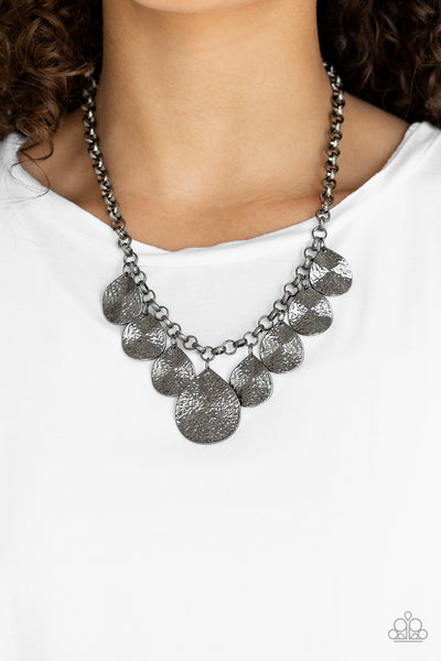 Texture Storm - Black gunmetal necklace