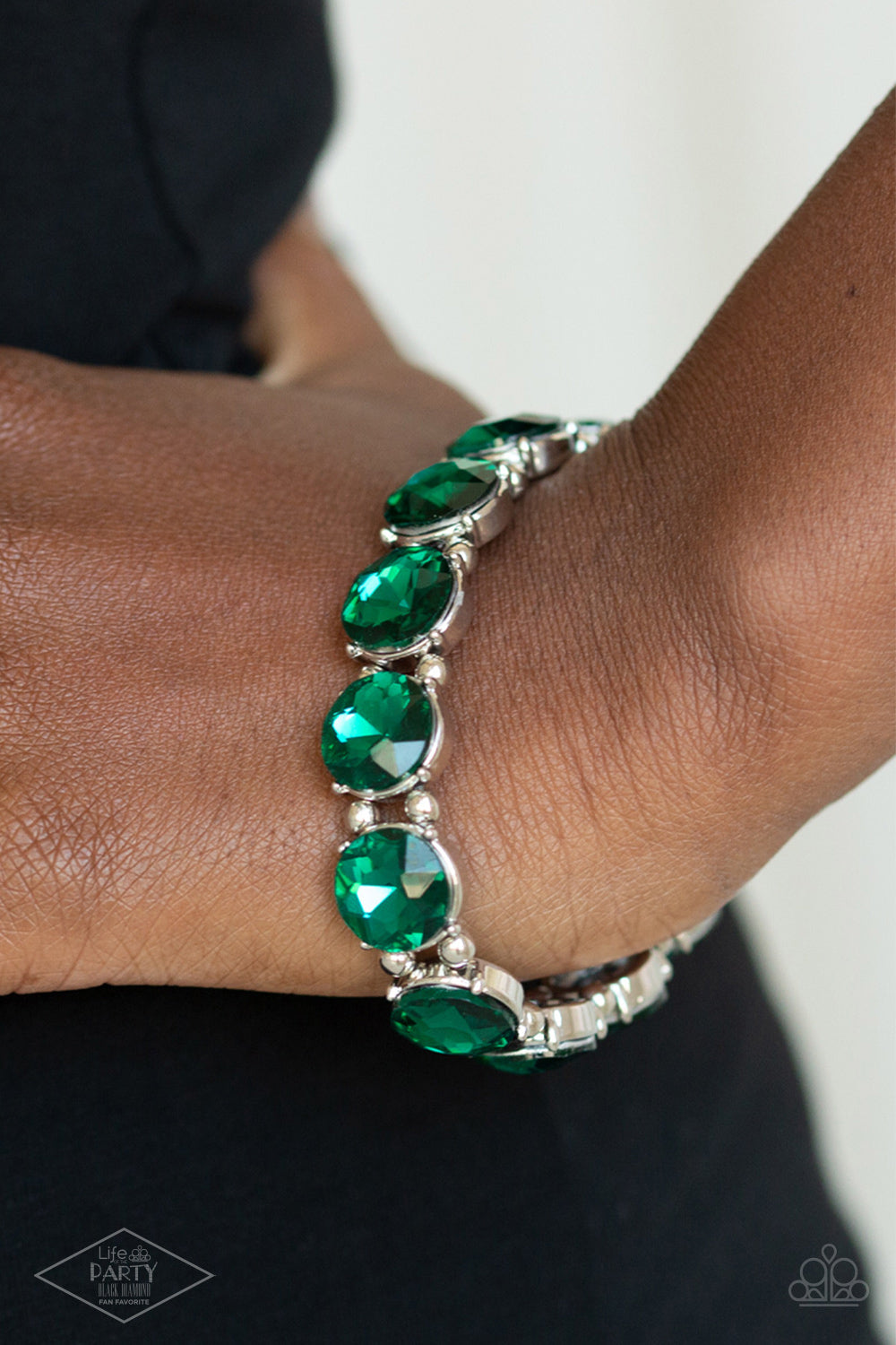 Glitzy Glamorous - Green Bracelet