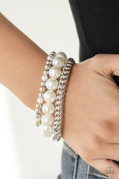 A PEARL-fect Ten - White bracelet