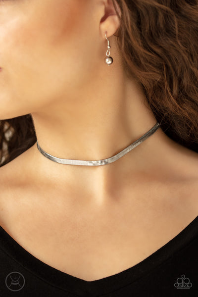 Serpentine Sheen - Silver Necklace