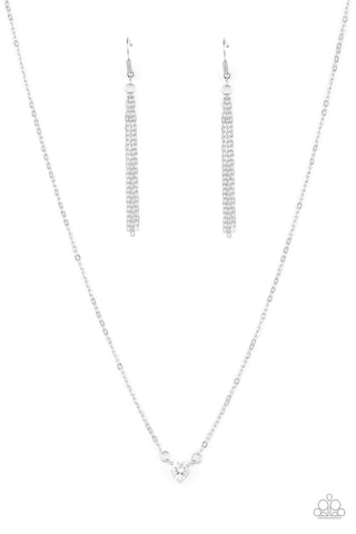 Heartbeat Bling - White necklace