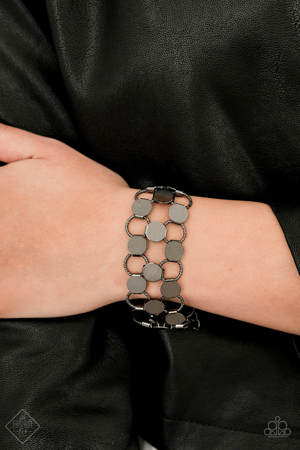 Cast a Wider Net gunmetal bracelet fashion fix