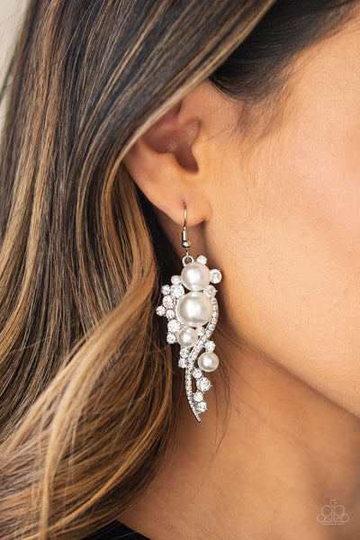 High-End Elegance - White earrings