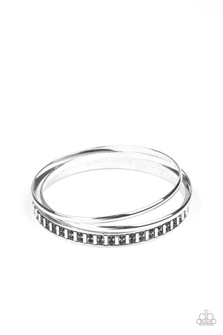 Flawless Flaunter - Black silver bracelet