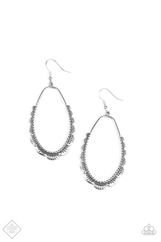 RUFFLE Around the Edges - Silver Earrings Fashion Fix August 2020