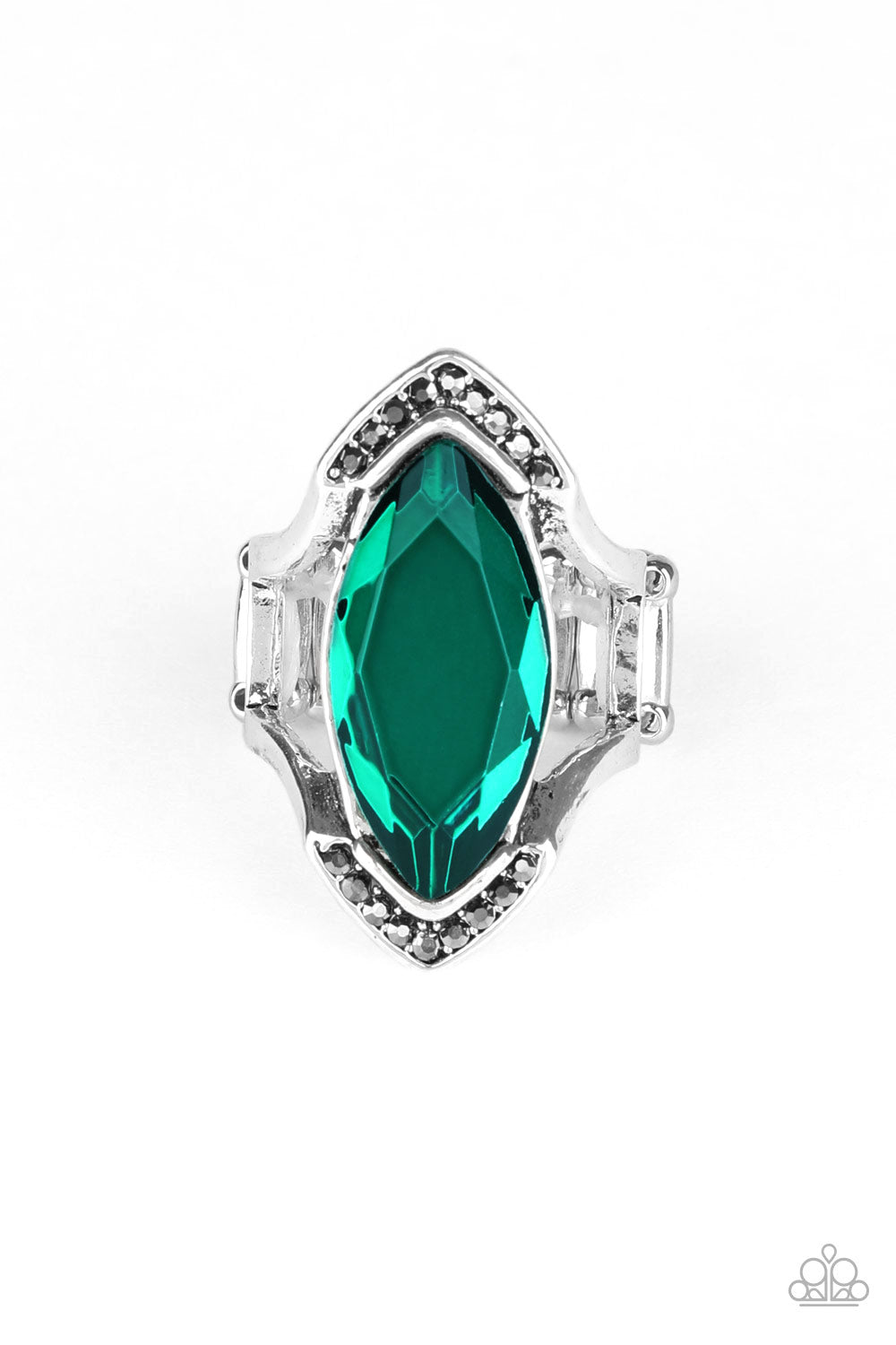 Leading Luster - Green ring