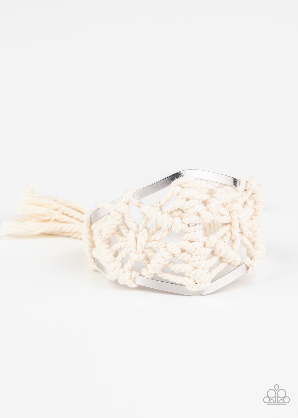 Macrame Mode - White bracelet LOP