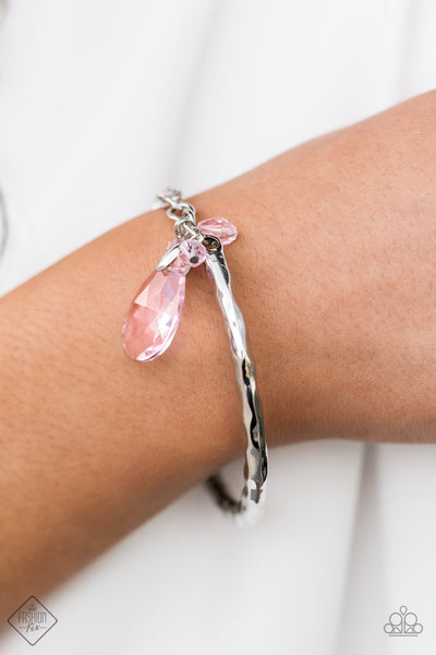 Let Yourself GLOW - Pink Bracelet Fashion Fix 09/2020