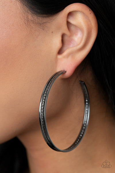 Midtown Marvel - Black Gunmetal Earring