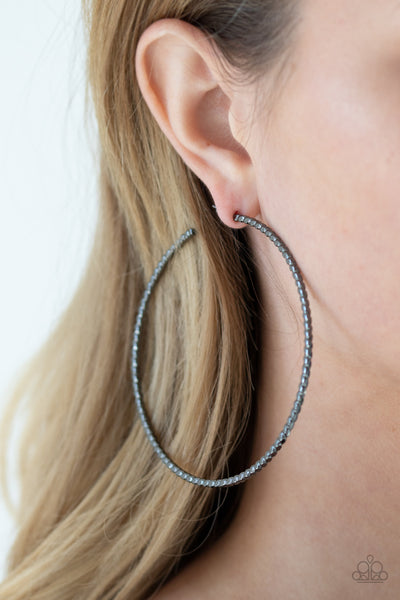 Pump Up The Volume - Black Gunmetal Earring