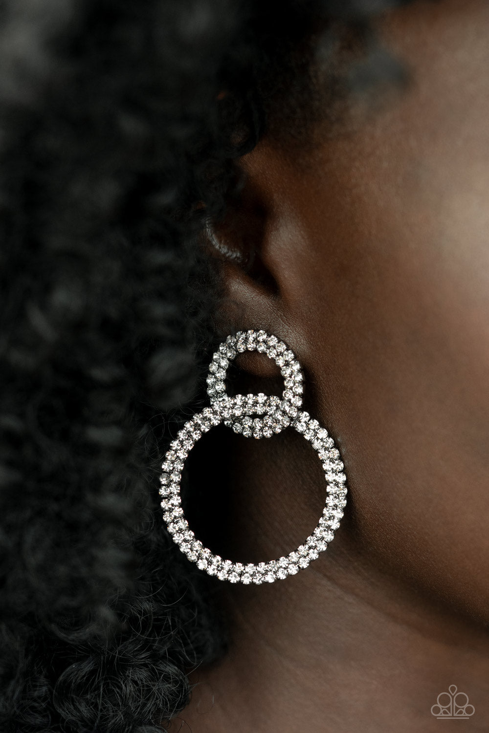 Intensely Icy - Black Earrings LOP 12/2021