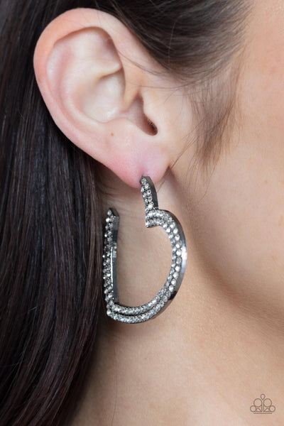 AMORE to Love - Black Gunmetal Earrings Heart