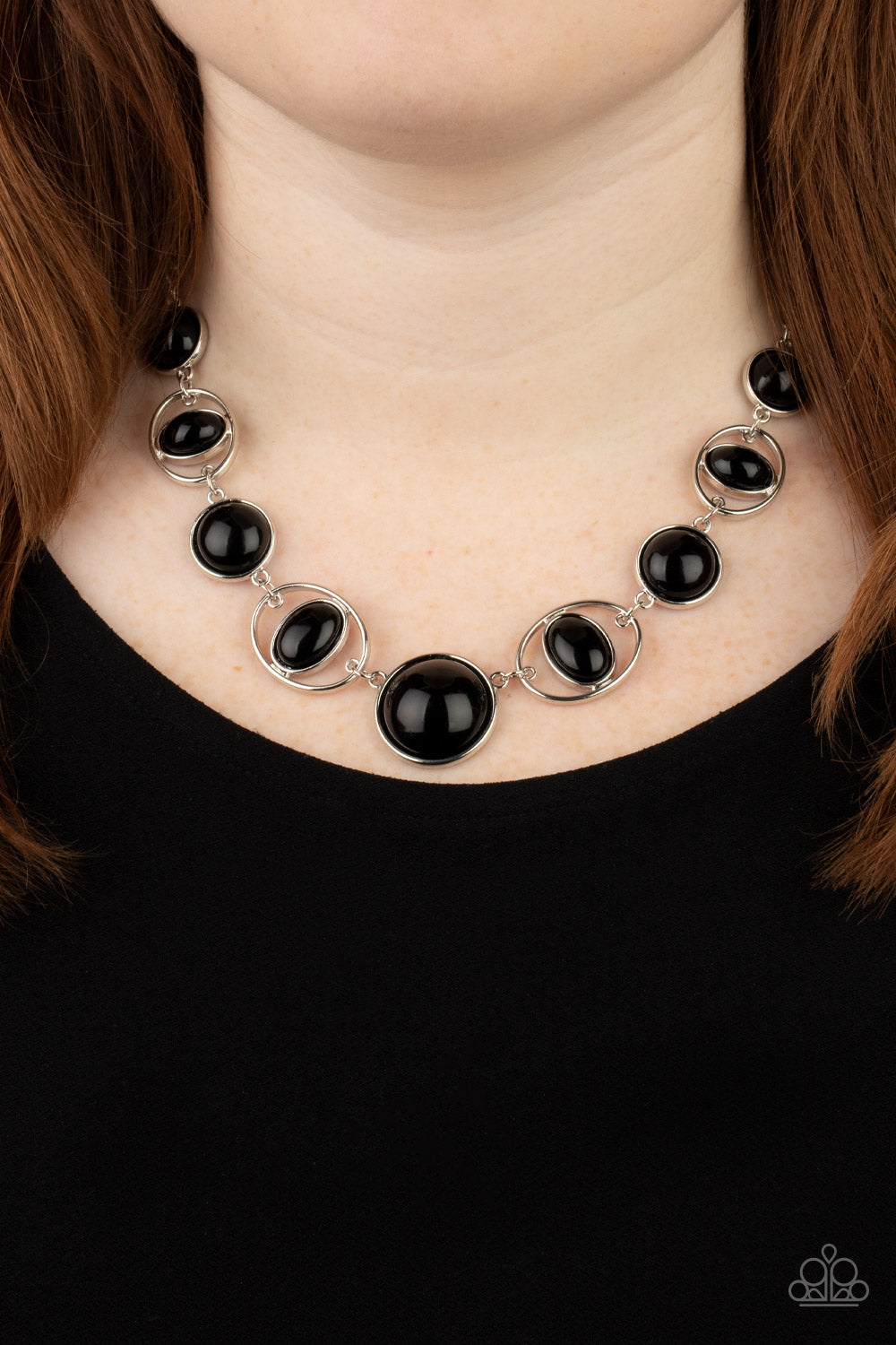 Eye of the BEAD-holder - Black Necklace