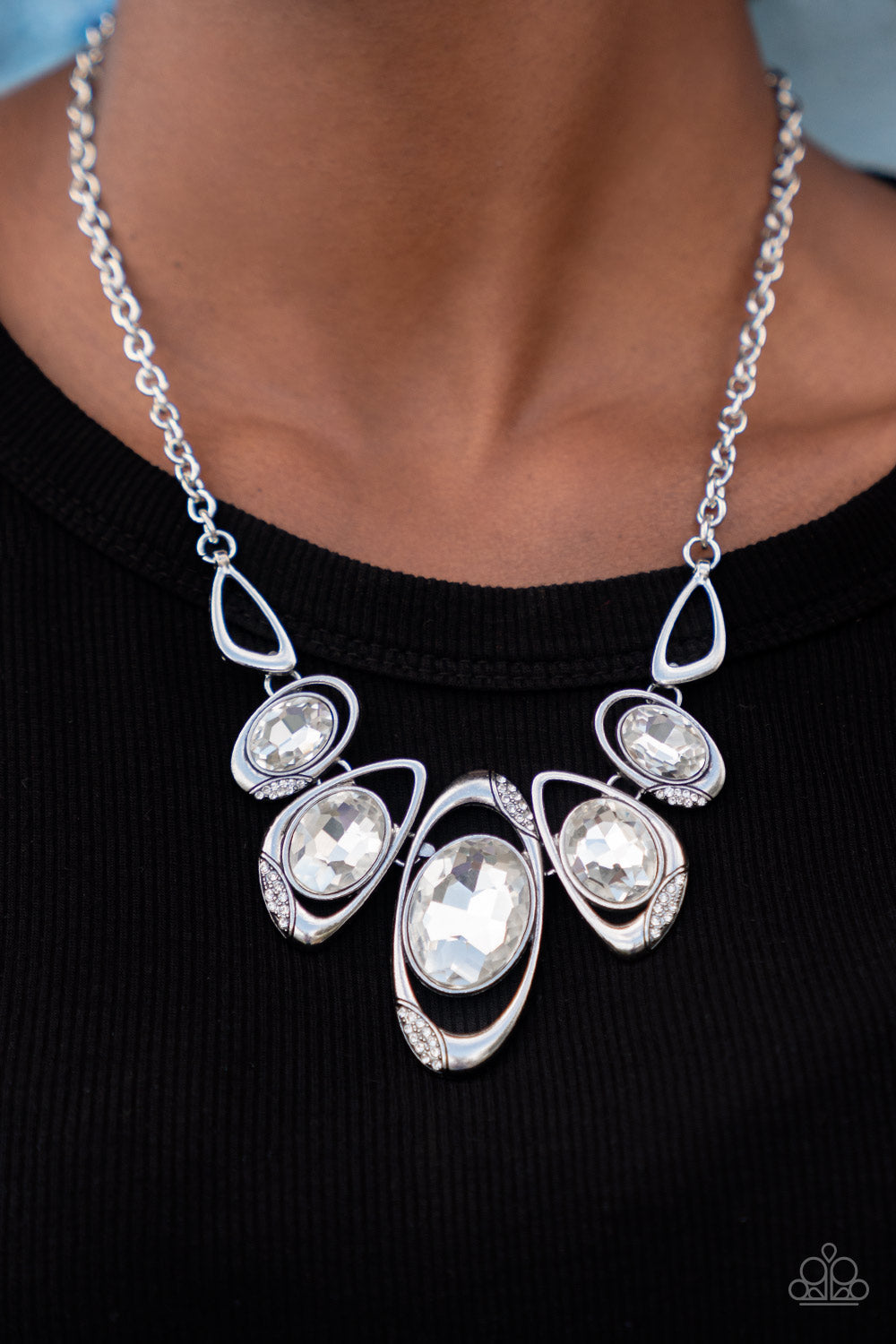 Hypnotic Twinkle - White Necklace LOP APRIL 2022