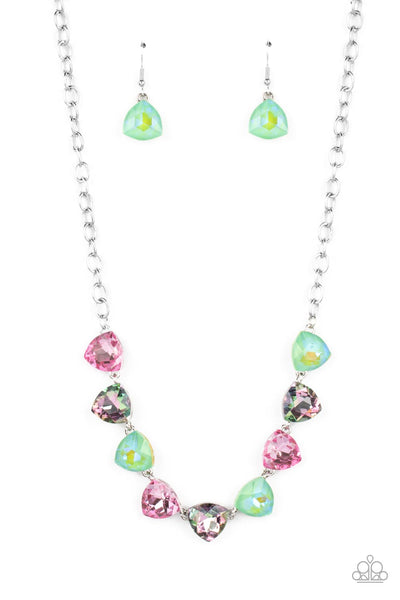 Dreamy Drama - Green Necklace