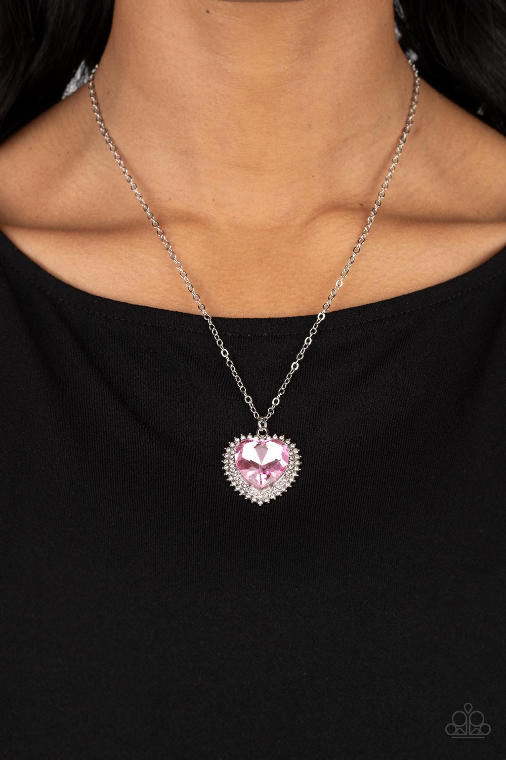 Sweethearts Stroll - Pink Necklace Heart