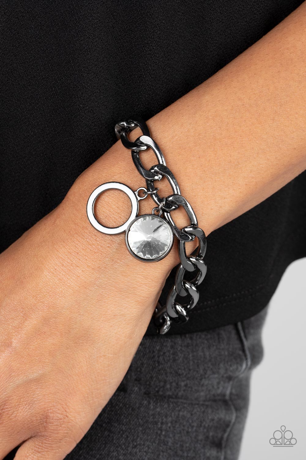 Unyielding Roar - Black Gunmetal Bracelet