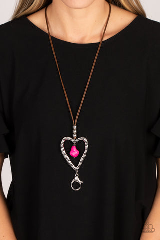 Santa Fe Sweetheart - Pink Necklace Heart