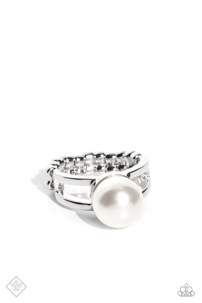 All American PEARL - White Ring Fashion Fix 06/2023