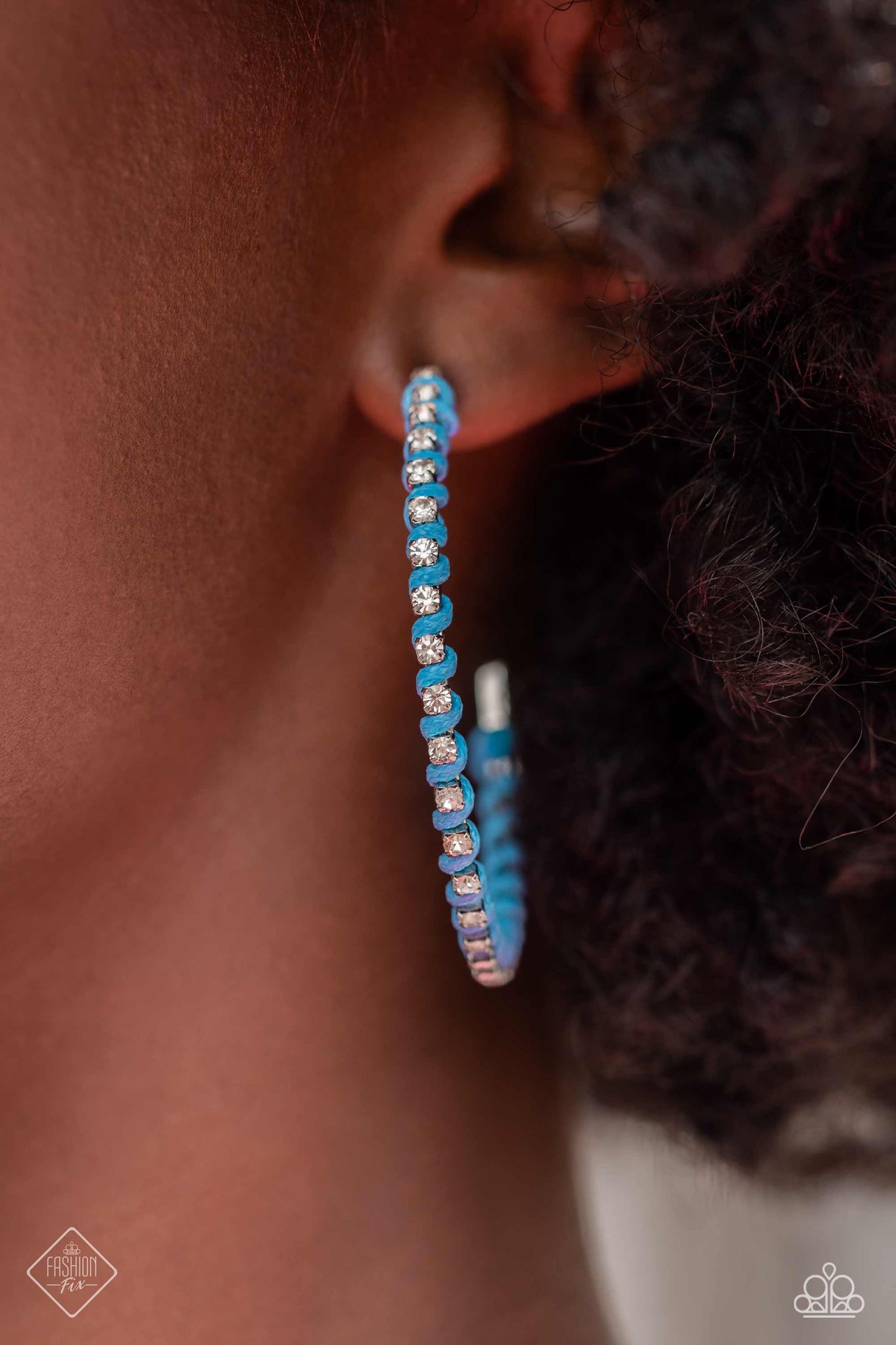 Put a STRING on It - Blue Earrings Fashion Fix 09/2023