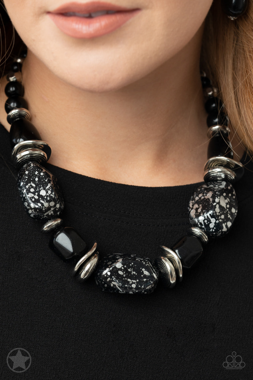 In Good Glazes - Black Necklace BlockBuster