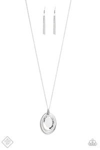 Metro Must-Have silver necklace