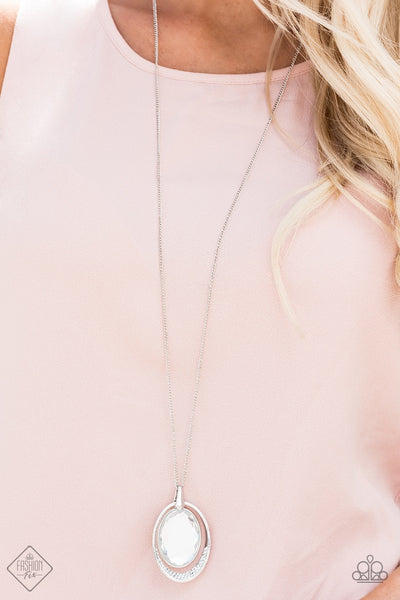 Metro Must-Have silver necklace